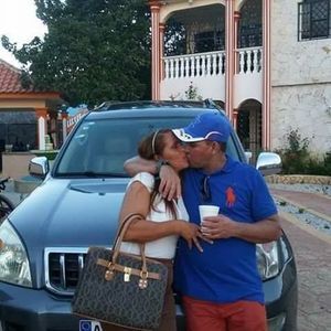 Meet your Posher, Denis